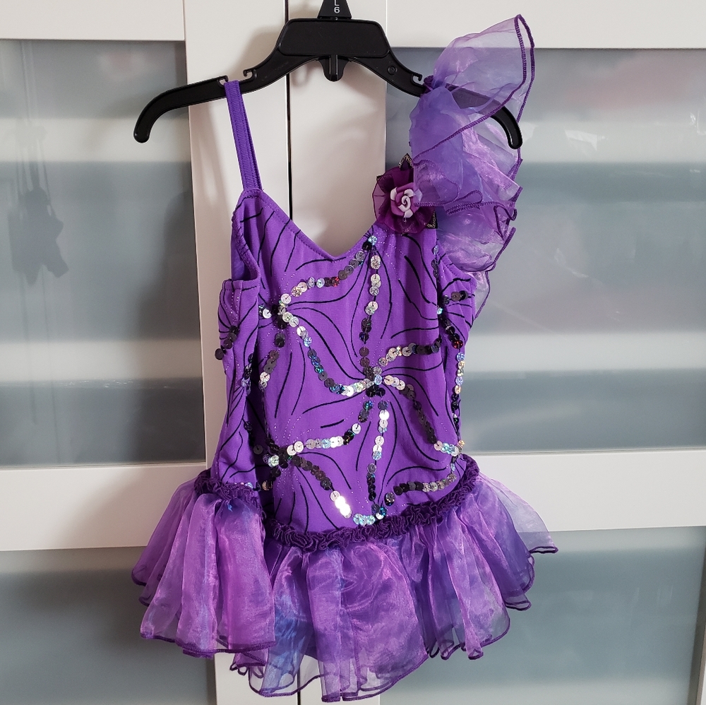 Glamour Costumes Purple Sequin Shorts Romper Dance Costume Size MC NWOT